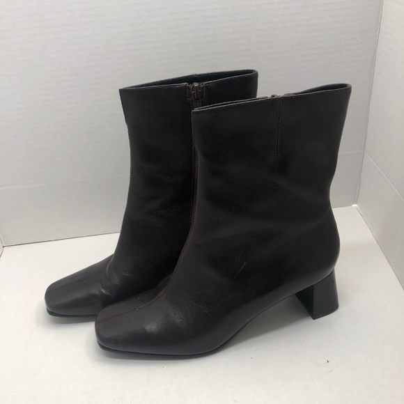 Etienne Aigner boots Black and Brown size 7 - Picture 3 of 8